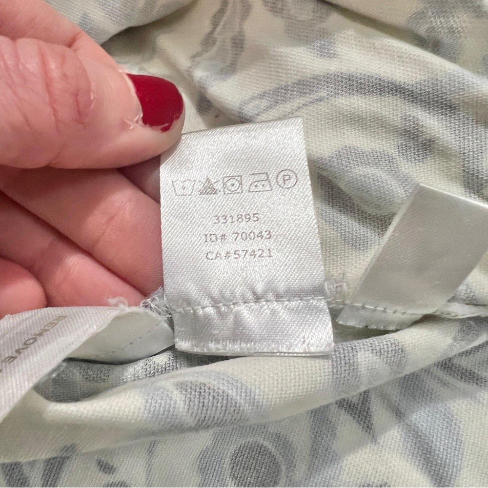 SOLD- Ann Taylor LOFT Skirt White Blue Floral Pleated A Line Classic Stretch - Picture 9 of 10